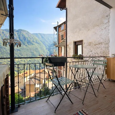 Дом отдыха Il Girasole Sul Di Garzeno